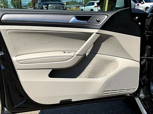 Used 2019 Volkswagen Golf Alltrack S image 23