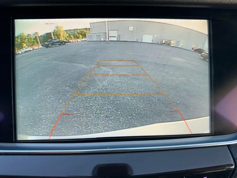 Used 2019 Cadillac XT5 Premium Luxury FWD image 25