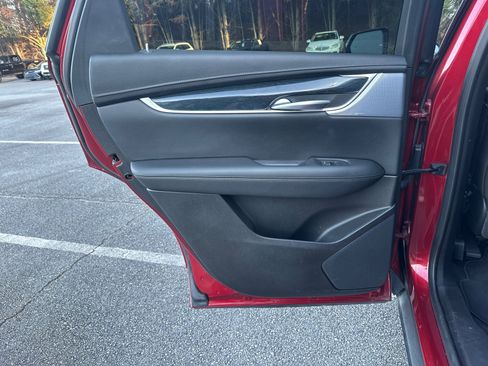 Used 2024 Cadillac XT5 Premium Luxury image 22