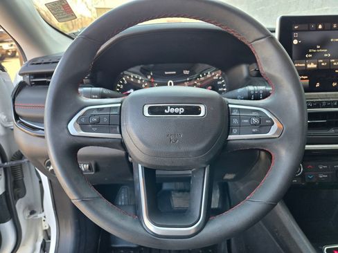 Used 2022 Jeep Compass Trailhawk w/ Trailer Tow Group AWD/4WD image 17