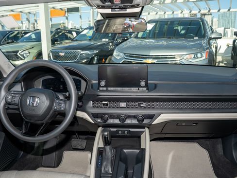 Used 2023 Honda Accord EX image 22