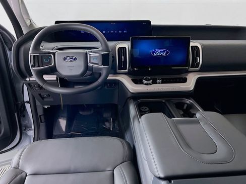 New 2026 Ford Expedition Max Active image 27