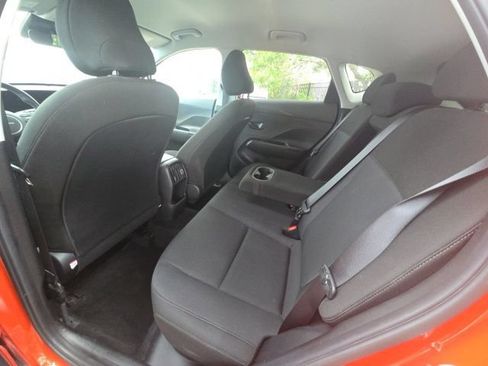 Used 2024 Hyundai Kona SEL FWD image 7