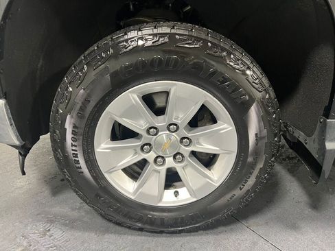 Used 2023 Chevrolet Silverado 1500 LT image 15