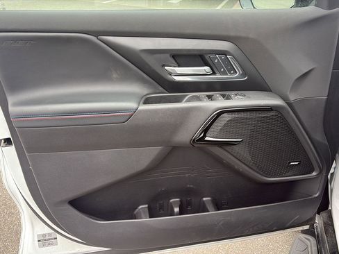Used 2025 Chevrolet Silverado EV RST AWD/4WD image 12