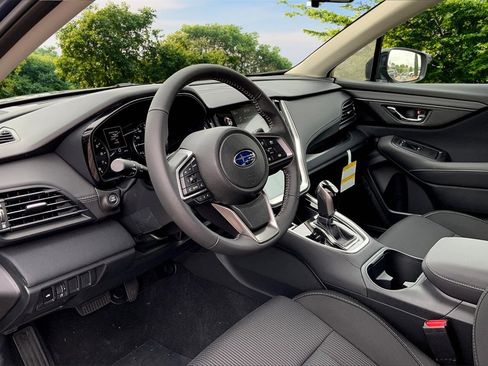 Used 2025 Subaru Legacy Premium image 7