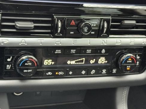 New 2026 Nissan Pathfinder Platinum AWD/4WD image 29