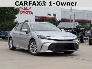 Used 2025 Toyota Camry LE FWD video 2