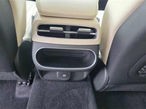 Used 2023 Genesis GV70 2.5T w/ Cargo Package image 13