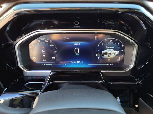 New 2026 Chevrolet Silverado 1500 LT Trail Boss w/ Convenience Package II AWD/4WD image 17