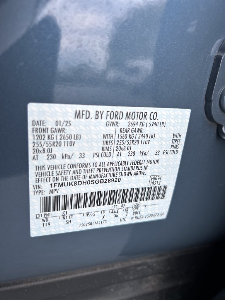 Used 2025 Ford Explorer Active w/ Active Comfort Package AWD/4WD image 24