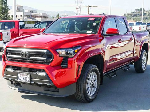 Certified 2024 Toyota Tacoma SR5 image 6