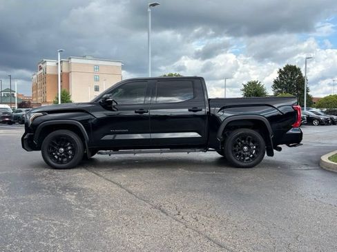 Used 2024 Toyota Tundra Limited AWD/4WD image 10