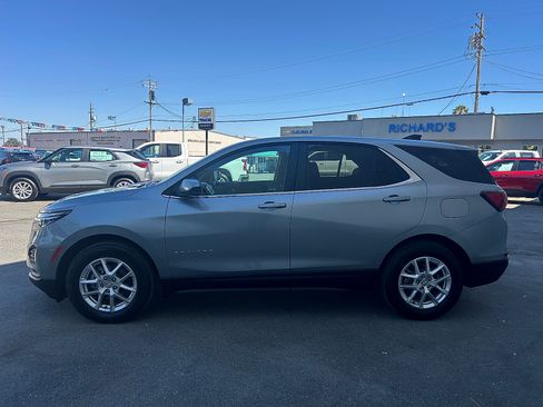 Used 2023 Chevrolet Equinox LT FWD image 6