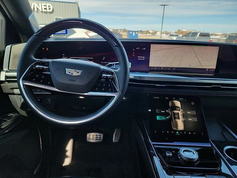 Used 2025 Cadillac Escalade Sport w/ Touring Package image 6