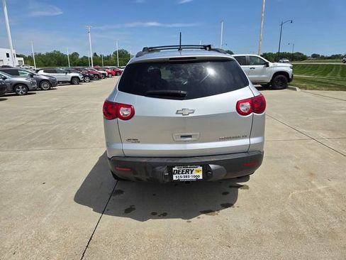 Used 2012 Chevrolet Traverse LS FWD image 6