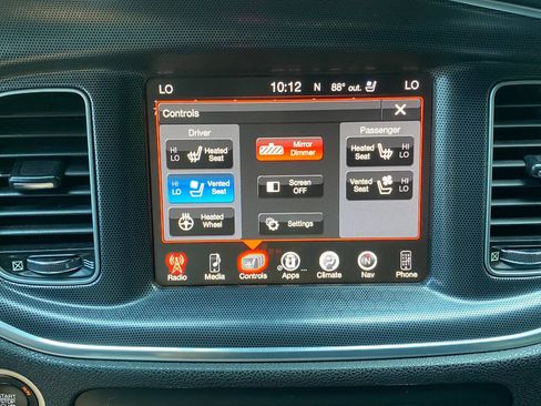 Used 2015 Dodge Charger R/T w/ Plus Group RWD image 37