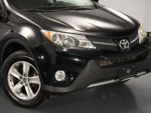 Used 2015 Toyota RAV4 XLE AWD/4WD image 10