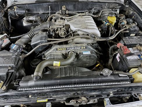 Used 1998 Toyota Tacoma 4x4 Xtracab V6 image 33