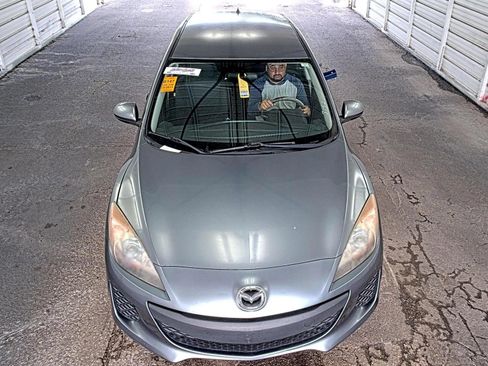 Used 2013 MAZDA MAZDA3 i Touring FWD image 3