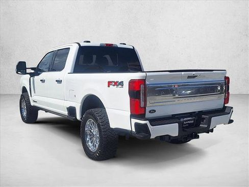 Used 2024 Ford F250 Platinum w/ FX4 Off-Road Package AWD/4WD image 7