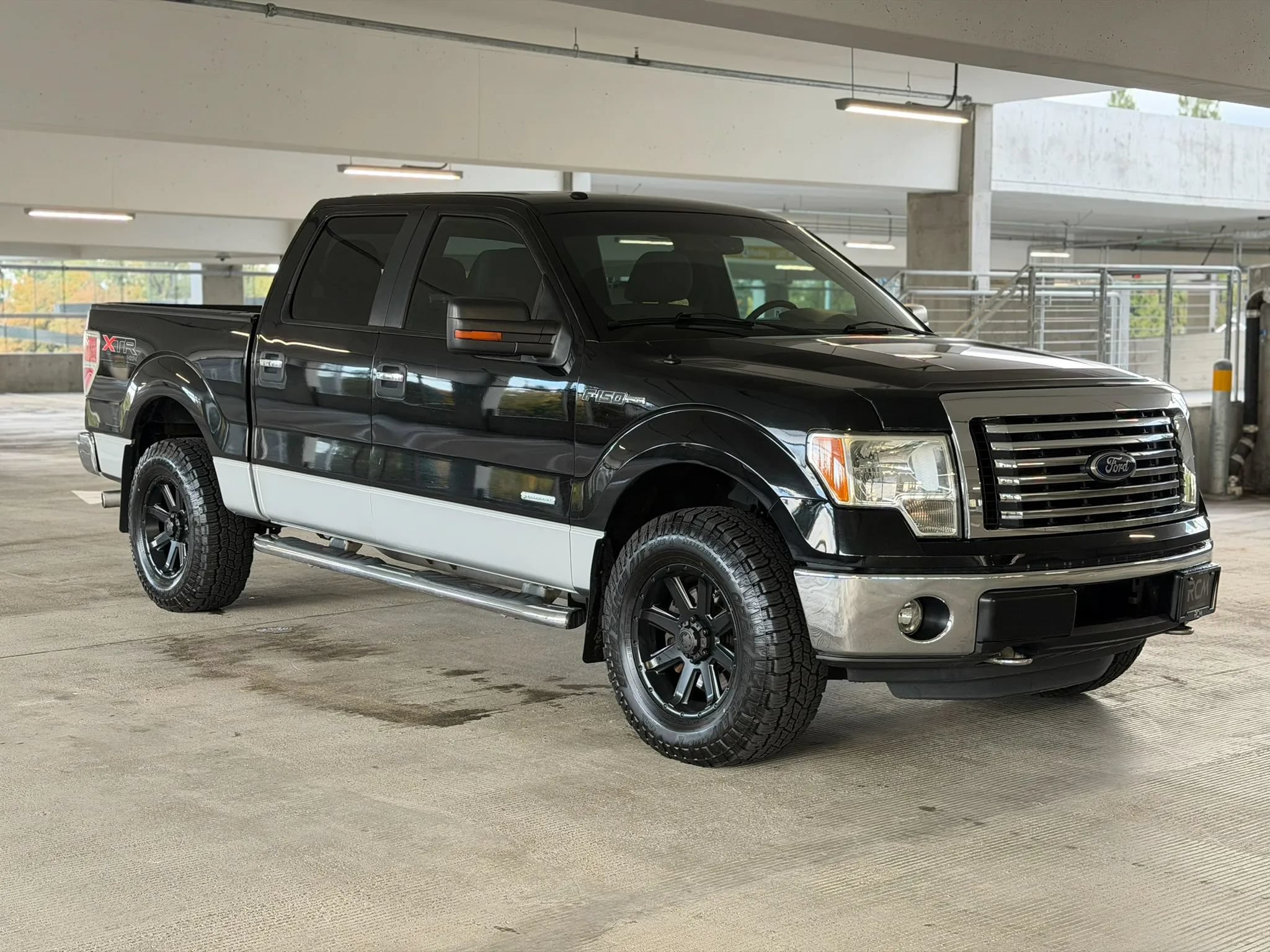 Used 2011 Ford F150 XLT w/ XTR Pkg AWD/4WD image 4