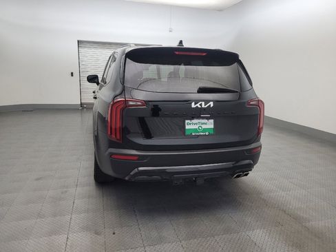 Used 2022 Kia Telluride SX w/ SX Prestige Package AWD/4WD image 6