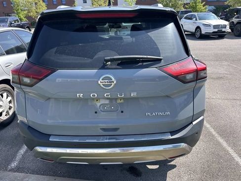 Used 2021 Nissan Rogue Platinum FWD image 5