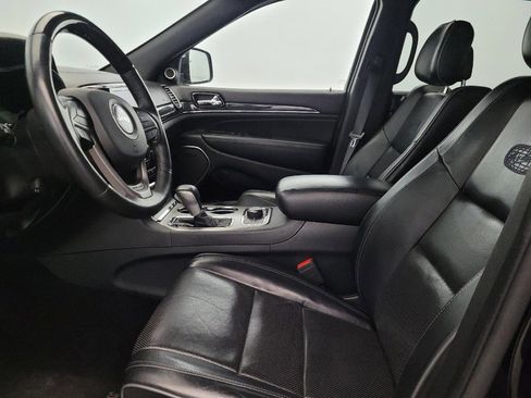 Used 2019 Jeep Grand Cherokee Overland image 17