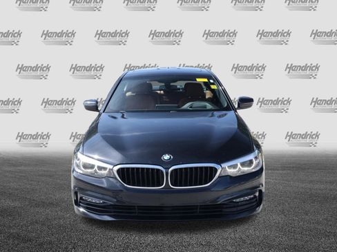 Used 2018 BMW 530i xDrive AWD/4WD image 3