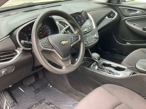 Used 2023 Chevrolet Malibu LT w/ Driver Confidence Package FWD image 11