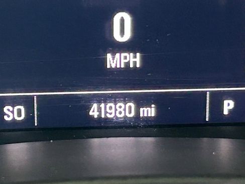 Used 2022 Chevrolet Equinox LS image 14