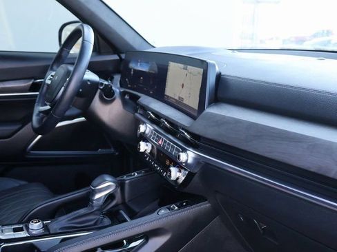 Used 2024 Kia Telluride SX Prestige X-Line image 11