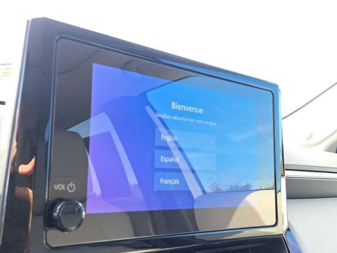 Certified 2024 Toyota Corolla Cross LE image 22