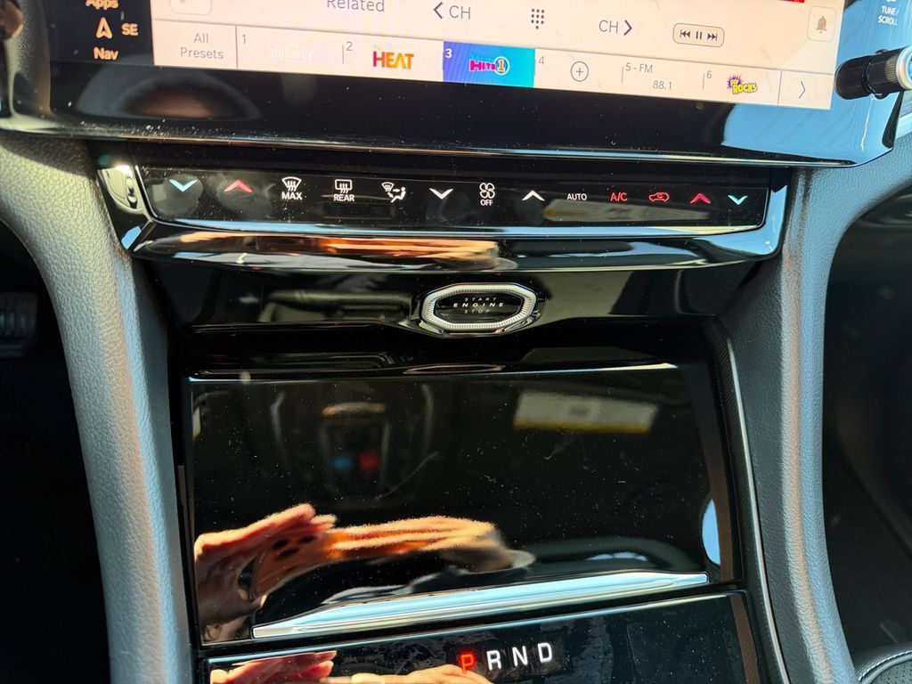 New 2026 Jeep Grand Cherokee Altitude AWD/4WD image 20