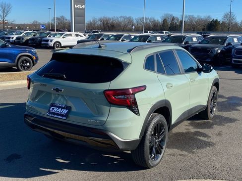 Used 2025 Chevrolet Trax ACTIV w/ Driver Confidence Package image 7