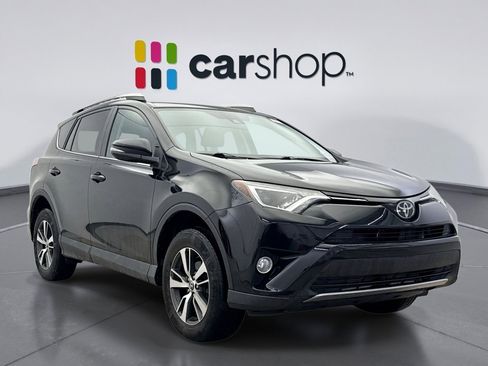 Used 2018 Toyota RAV4 XLE w/ Plus Extra Value Package image 7