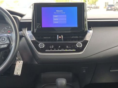 Certified 2025 Toyota Corolla LE image 17