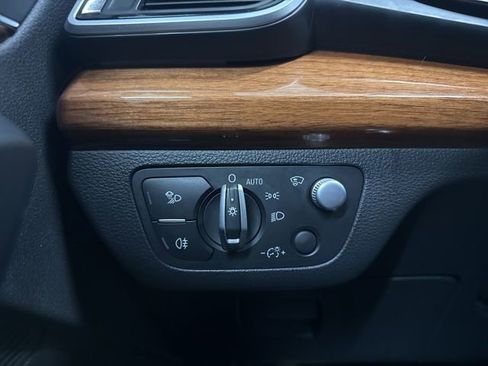 Used 2023 Audi Q5 2.0T Prestige w/ Prestige Package image 43