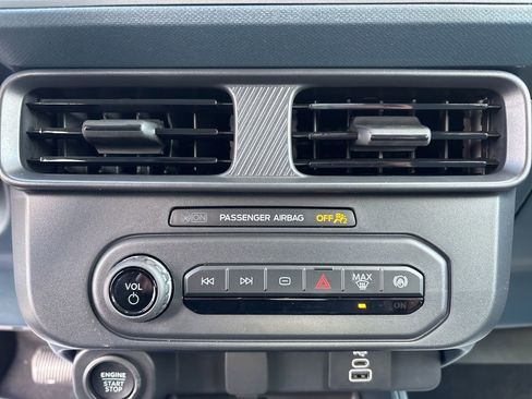 New 2025 Ford Maverick XLT w/ XLT Luxury Package image 21