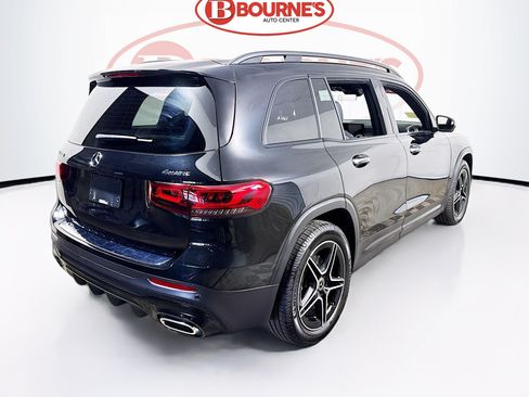 Used 2023 Mercedes-Benz GLB 250 4MATIC image 11