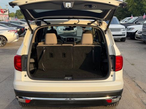 Used 2016 Honda Pilot Touring image 7