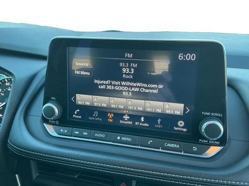 Used 2024 Nissan Rogue S image 17