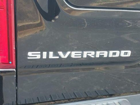 Used 2021 Chevrolet Silverado 1500 RST w/ Convenience Package II AWD/4WD image 11