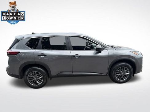 Used 2024 Nissan Rogue S FWD image 11