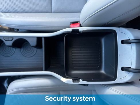 Used 2024 Hyundai Kona Limited image 32