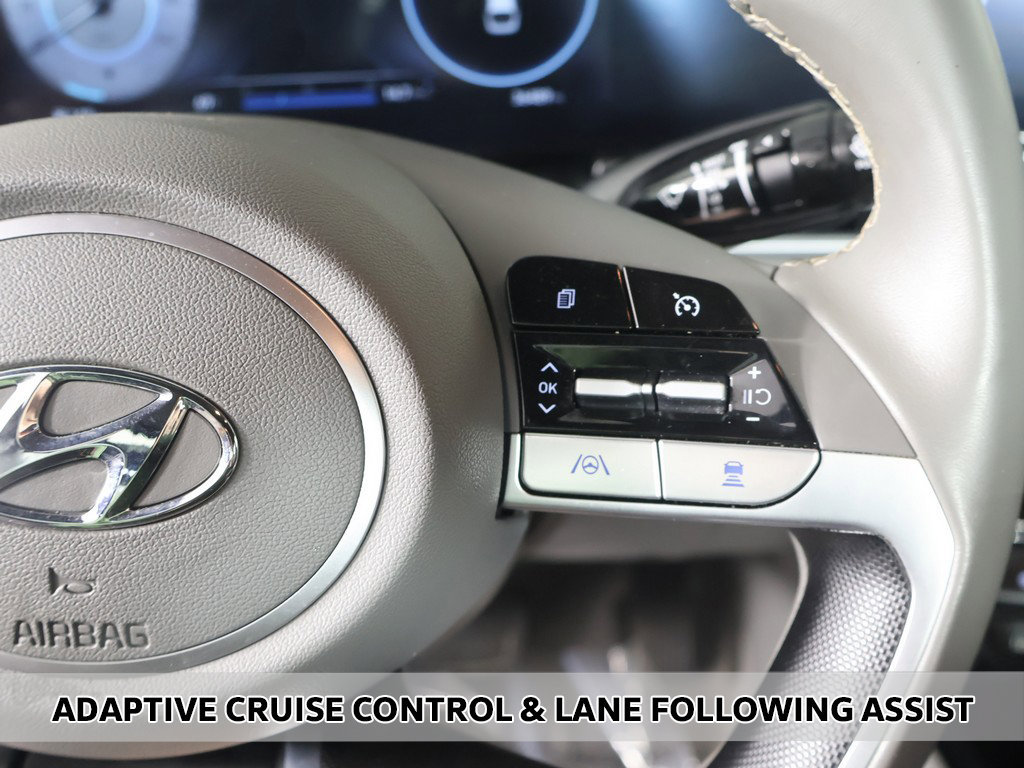 Used 2023 Hyundai Elantra SEL w/ Convenience Package FWD image 5