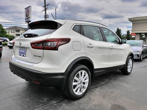 Used 2020 Nissan Rogue Sport SV w/ All-Weather Package AWD/4WD image 7