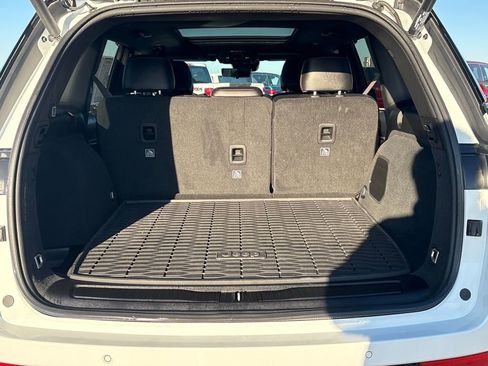 Used 2022 Jeep Grand Cherokee Trailhawk w/ Luxury Tech Group III image 28