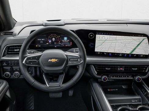 New 2026 Chevrolet Suburban LT w/ Comfort Package RWD image 4